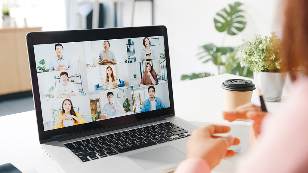 Como liderar uma equipe trabalhando em Home Office Como liderar uma equipe trabalhando em Home Office